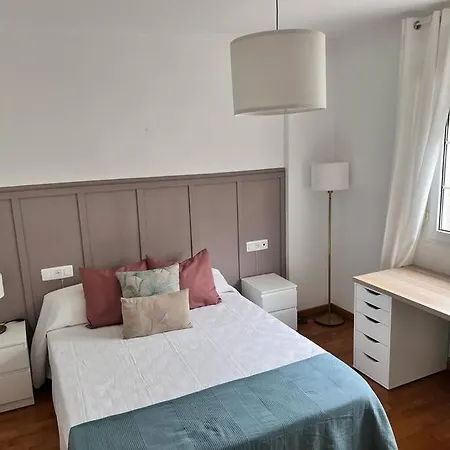 Chalet 4 Dormitorios- 1ª Linea Playa Rapadoira アパート *